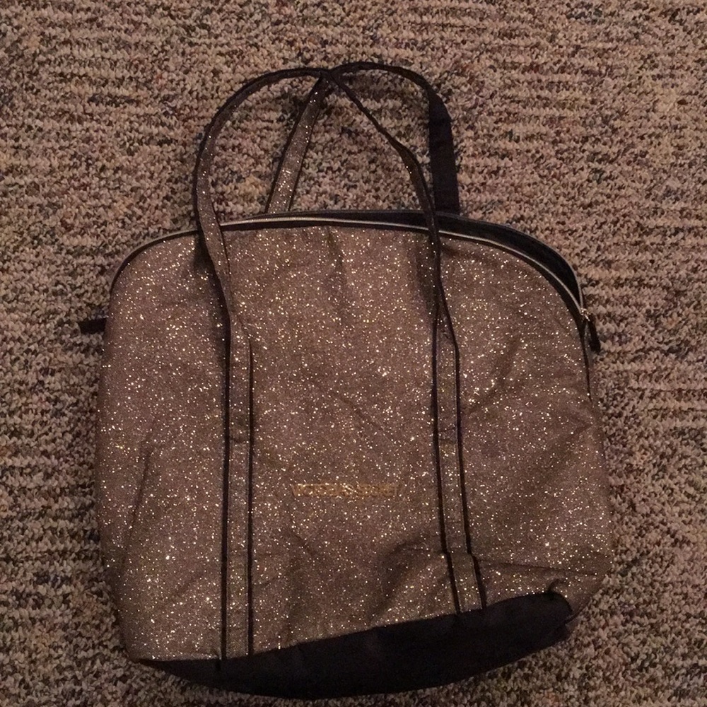 Pink weekend bag